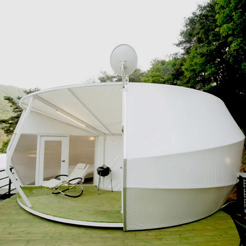 Tente de camping de forme spéciale en structure d'acier pour camp de vacances, salle de bain extérieure, tente d'hôtel de luxe en forme de beignet