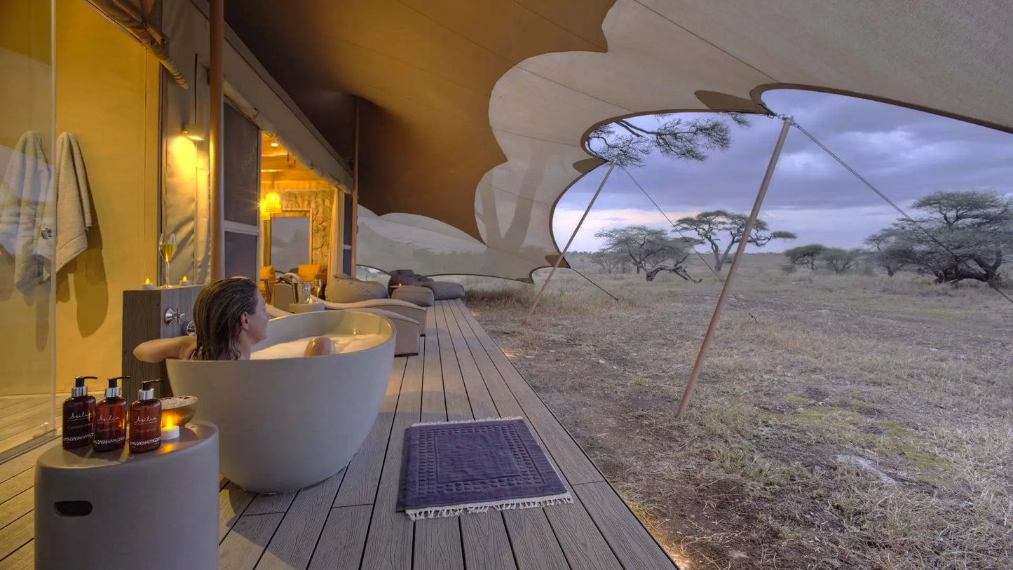 Tentes extensibles d'extérieur Tente de safari de luxe pour glamping Tentes extensibles d'extérieur pour hôtel Tente de luxe légère et étanche Pyramid Glamping familial