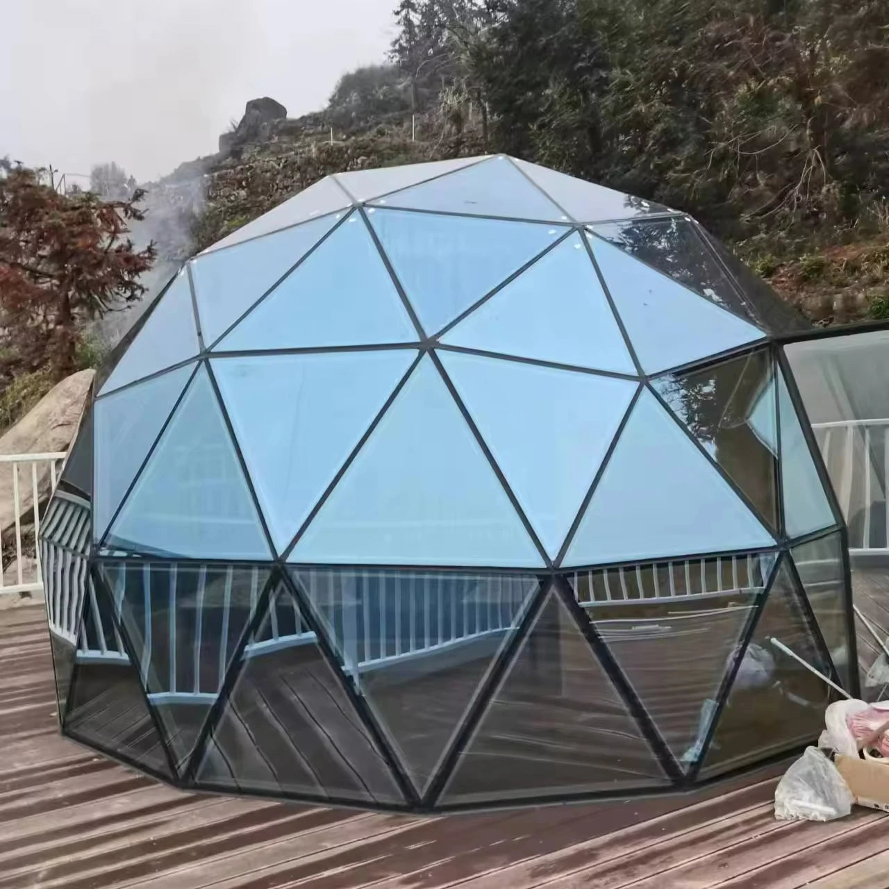 Transparent Glass Dome Hotel Tent Lgloo Geodesic  Aluminum Frame Luxury Resort Round Teepees Tree Houses Outdoor Glamping Hotel