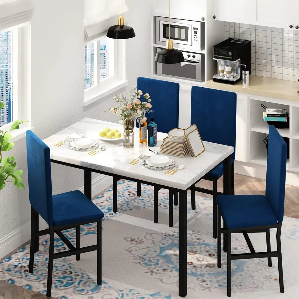 Ensemble de table à manger pour 4 personnes, plateau en faux marbre de style moderne et 4 chaises en velours bleu pour salle à manger, cuisine, petit-déjeuner et petits espaces